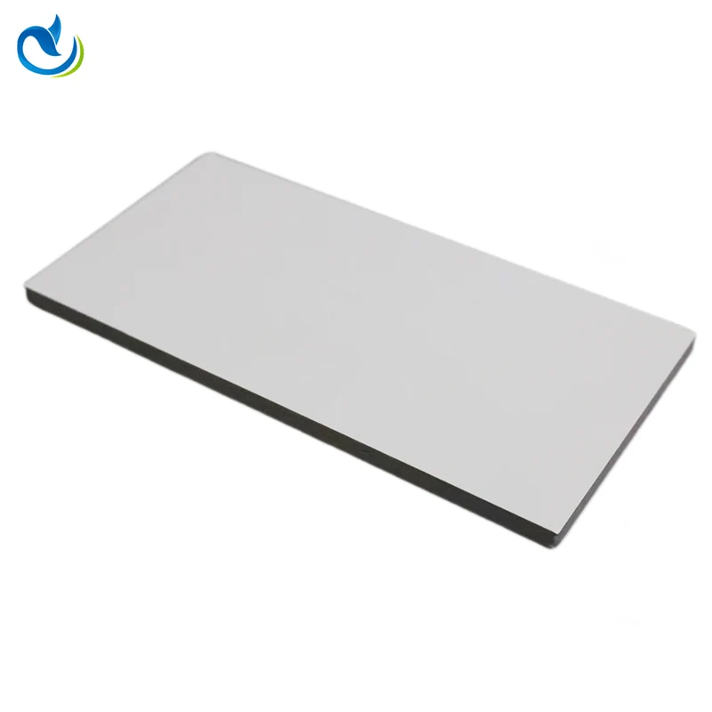 Homeenkestävä hiilikristalli seinäpaneeli